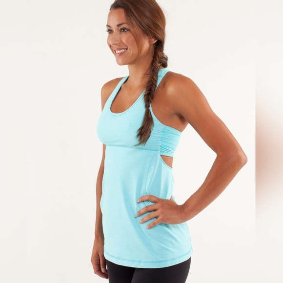Lululemon Turbo Tank - Picture 1 of 10